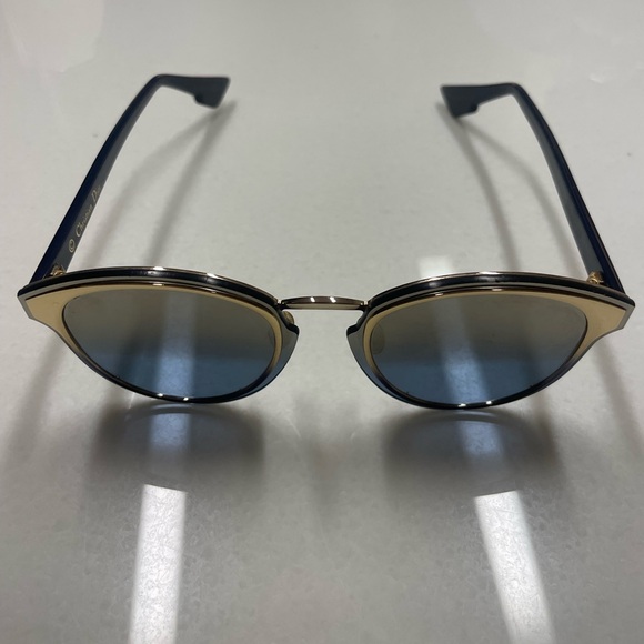 Dior Sunglasses - Picture 5 of 6